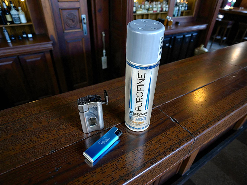 Správné plnění zapalovačů